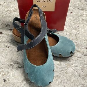 Sabatini Sandle ,Closed toe, size 37 (6) , Denim Blue, leather
